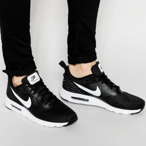 Nike Air Max Tavas Trainers 705149-009